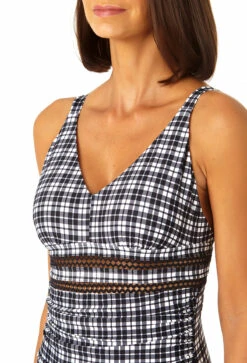 Anne Cole - Women's Trim Triangle One Piece Swimsuit -One-Pieces Store 23MO02483 BKWH 1795