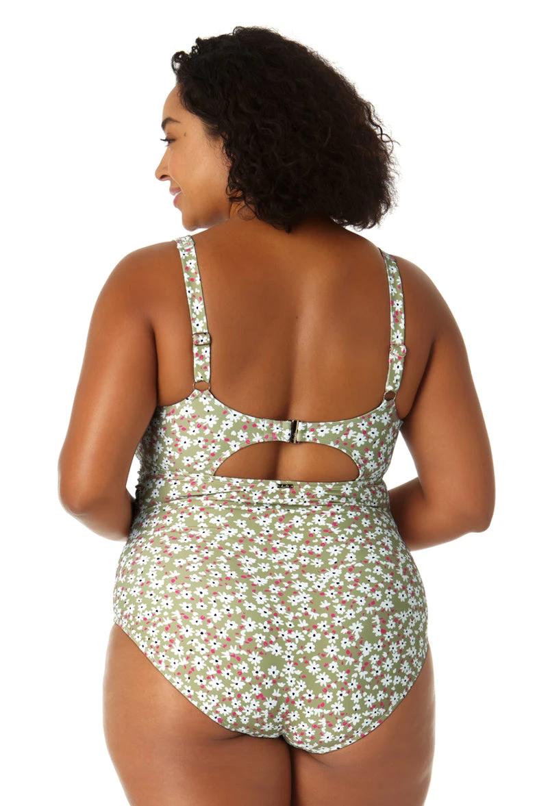 Anne Cole Plus - Women's Scoop Neck Shirred One Piece Swimsuit 4 Anne Cole Plus - Women's Scoop Neck Shirred One Piece Swimsuit - Image 2