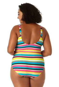 One-Pieces Store -One-Pieces Store 23PO07584 MULT 1781 BACK