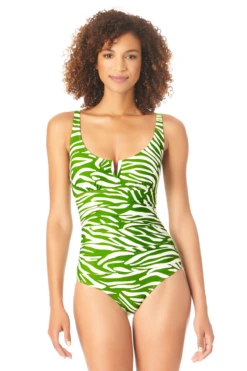 Anne Cole - V Wire One Piece Swimsuit